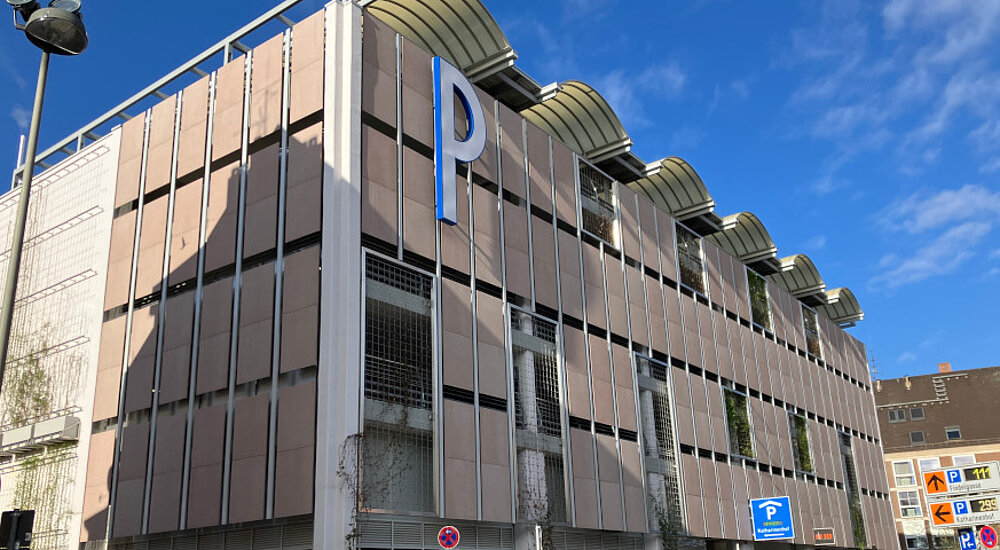Textilbeton-Fassade am Parkhaus