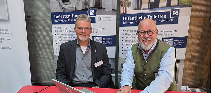 Repräsentanten an unserem Stand 