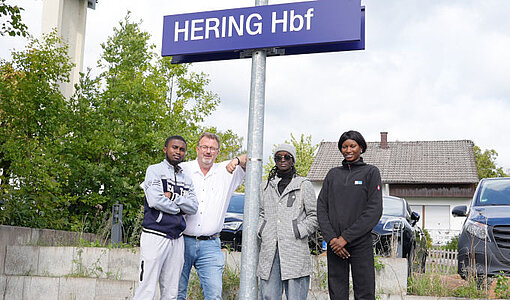 Neue Azubis aus dem Senegal bei HERING