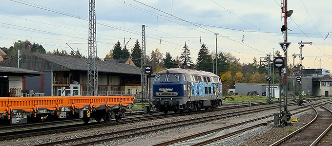 Lok BR218 im Schwarzwald von hinten