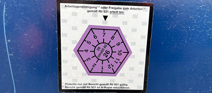 Arbeitsgenehmigung / Plakette auf GGZ