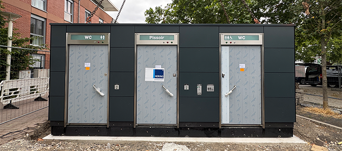 WC-Anlage auf dem Hans-Römer-Patz in Wiesbaden